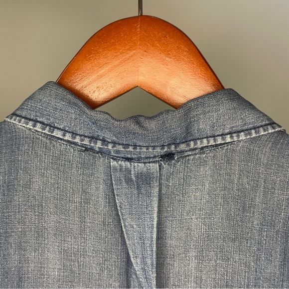 Lulus Courtesy Collar Blue Chambray Top - Picture 7 of 11